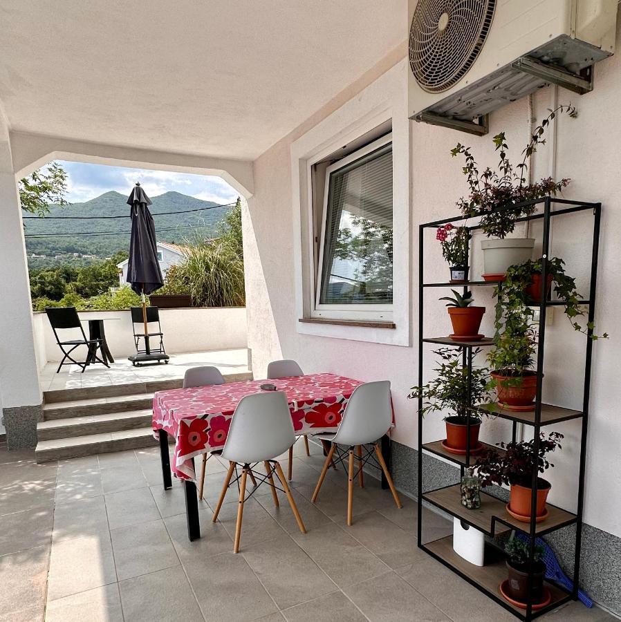 Dreamtime - One Badroom And 1 Livingroom Apartment Veprinac Екстериор снимка