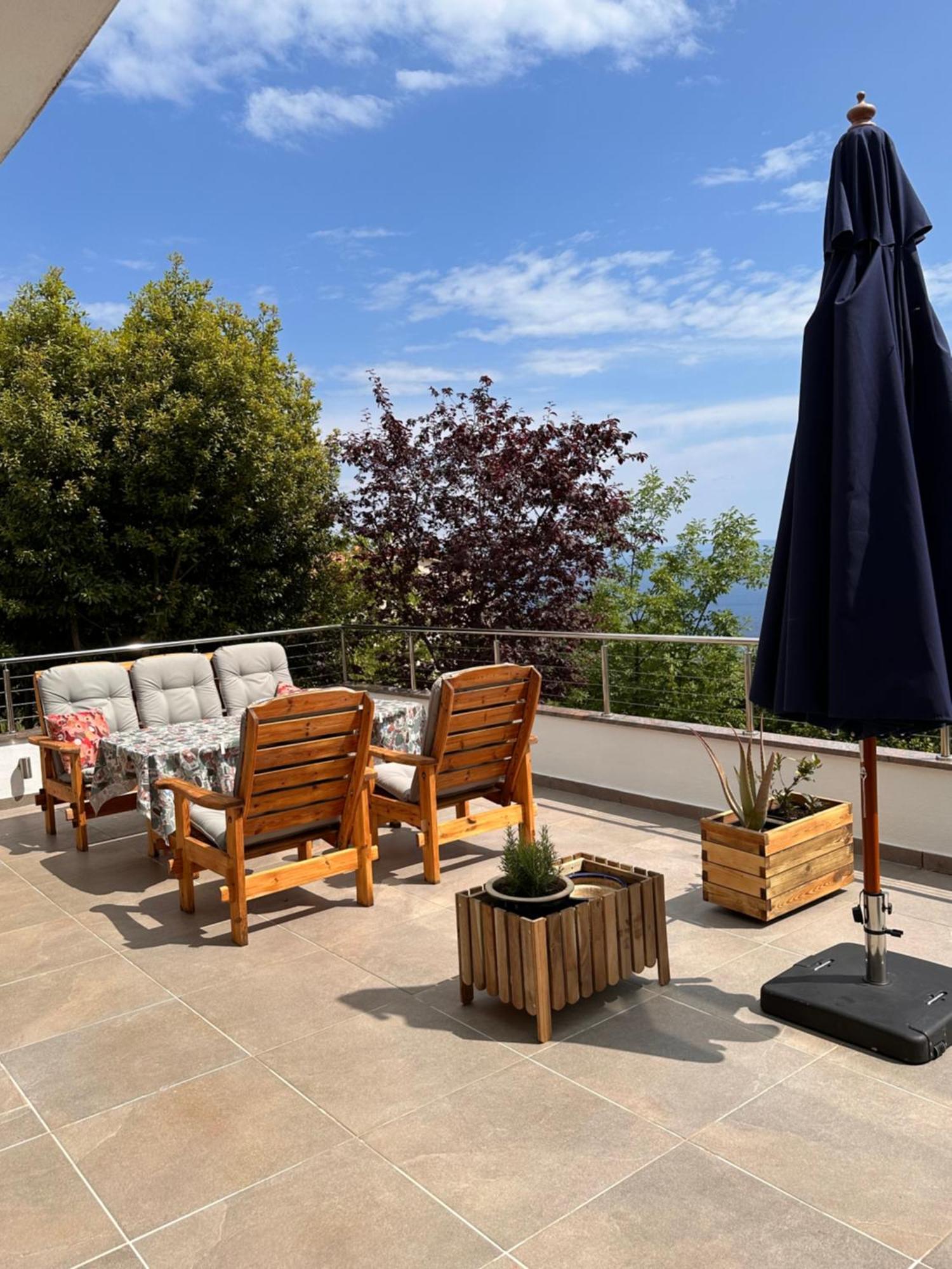Dreamtime - One Badroom And 1 Livingroom Apartment Veprinac Екстериор снимка